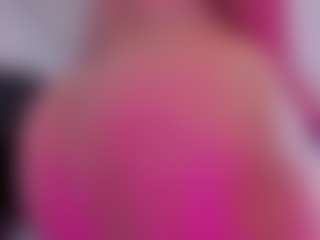 Live cam show with noa-valmont - Juguetes on Camsoda