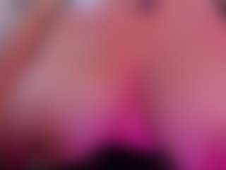 noa-valmont's Live Sex Cam Show