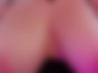 Live cam show with noa-valmont - Colombia on Dare Cams