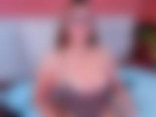 noa-valmont's Live Sex Cam Show