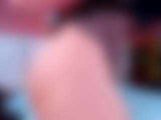 noa-valmont's Live Sex Cam Show