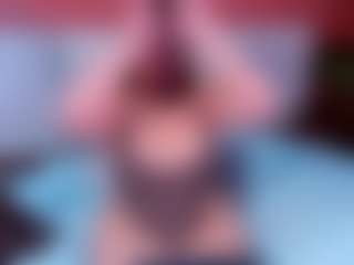 noa-valmont's Live Sex Cam Show