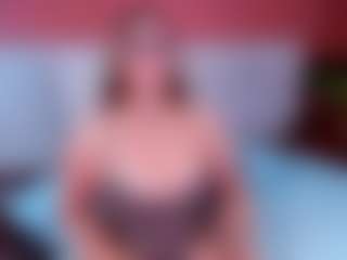 noa-valmont's Live Sex Cam Show