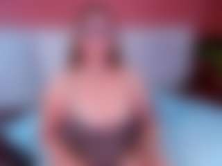 noa-valmont's Live Sex Cam Show