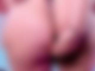 noa-valmont's Live Sex Cam Show