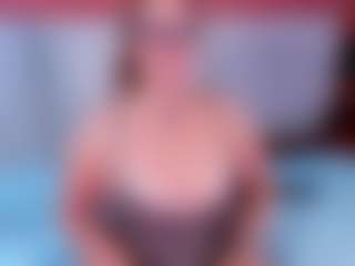 noa-valmont's Live Sex Cam Show
