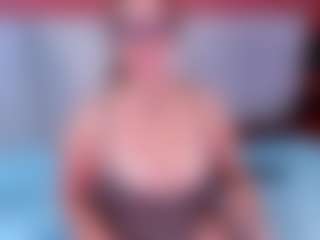 noa-valmont's Live Sex Cam Show