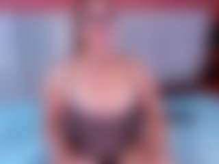 noa-valmont's Live Sex Cam Show