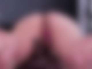 noa-valmont's Live Sex Cam Show