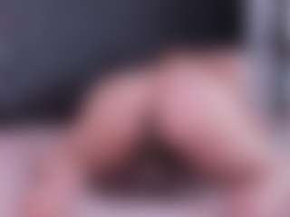 noa-valmont's Live Sex Cam Show