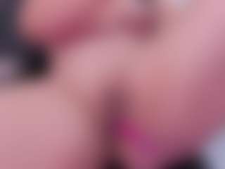 noa-valmont's Live Sex Cam Show