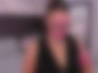 noa-valmont's Live Sex Cam Show
