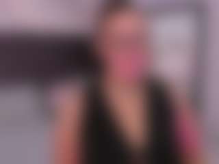 noa-valmont's Live Sex Cam Show