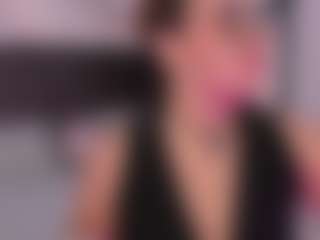 noa-valmont's Live Sex Cam Show