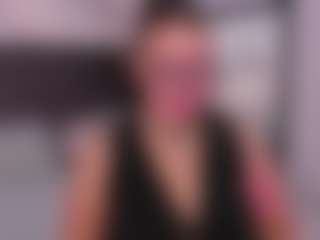 noa-valmont's Live Sex Cam Show