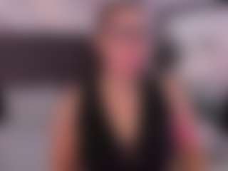 noa-valmont's Live Sex Cam Show