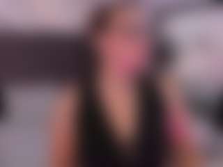 noa-valmont's Live Sex Cam Show
