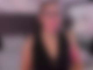 noa-valmont's Live Sex Cam Show