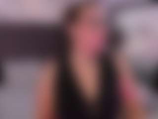 noa-valmont's Live Sex Cam Show