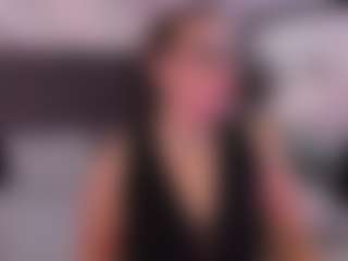 noa-valmont's Live Sex Cam Show