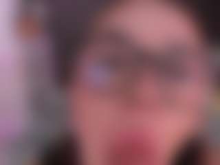 noa-valmont's Live Sex Cam Show