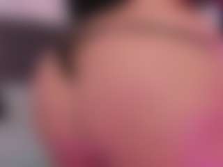 noa-valmont's Live Sex Cam Show