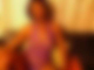 Live cam show with SassyMystiqueX - Middle Aged on Camsoda