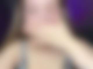 Live cam show with ShamekaHoak - Body Massage on Camsoda