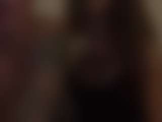 Live cam show with sierrasohot - Strip on Milf Play