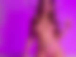 Live cam show with SinfulSienna - Wild on Camsoda