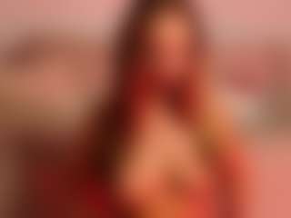 Live cam show with SinfulSienna - Blonde Hair on TottyGirls