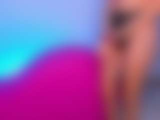 stud-little-zoe's Live Sex Cam Show