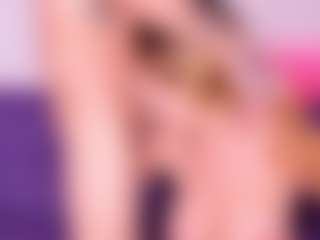 Live cam show with stud-little-zoe - New White on Mixed Magazine Live | colombia