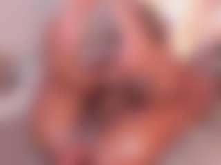 Live cam show with Amy-miller2 - Public Black on alttransgirls