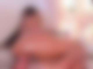 Live cam show with Amy-miller2 - Ebony Petite on CamSodaAdn