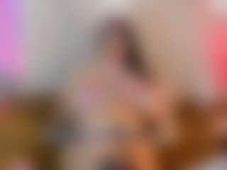 Live cam show with ARIANALEE19 - Black Petite on TeamSkeetLive