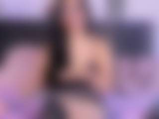 ARIANALEE19 MILF webcam performer live streaming