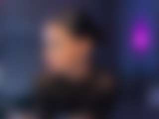 Live-Cam-Show mit blaackk-caatt - Blue Eyes auf Camsoda