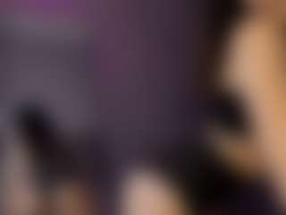 Live cam show with blaackk-caatt - Oil on Camsoda
