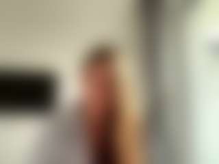 Live cam show with CelestineErner - New Bedroom on Free Soda