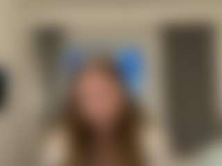 Live cam show with CelestineErner - Young Adult on Mixed Magazine Live