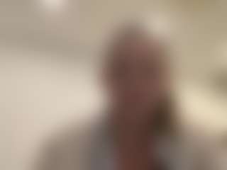 Live cam show with Avelia - BBW on livesuperchat.net
