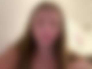 Live cam show with Avelia - Teen (18+) on Camsoda