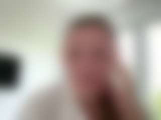 Live cam show with Avelia - Ebony Fetish on Camming Site