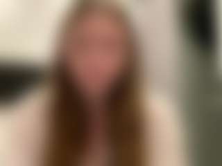 Avelia's Live Sex Cam Show