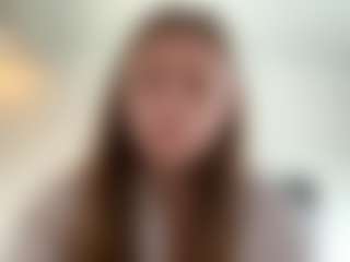 Live cam show with Avelia - Green Eyes on Instabang