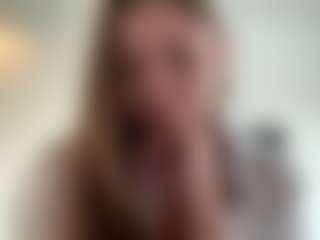 Live cam show with Avelia - Black College on numayanayam.club