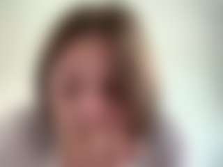 Live cam show with Avelia - Green Eyes on CamSodaAdn