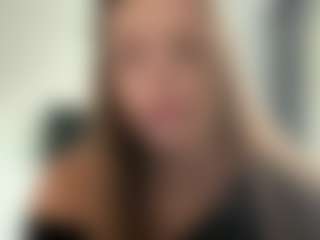 Live cam show with Avelia - Upskirt on xxxlivecams.org