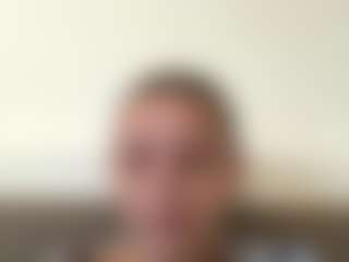 Avelia's Live Sex Cam Show